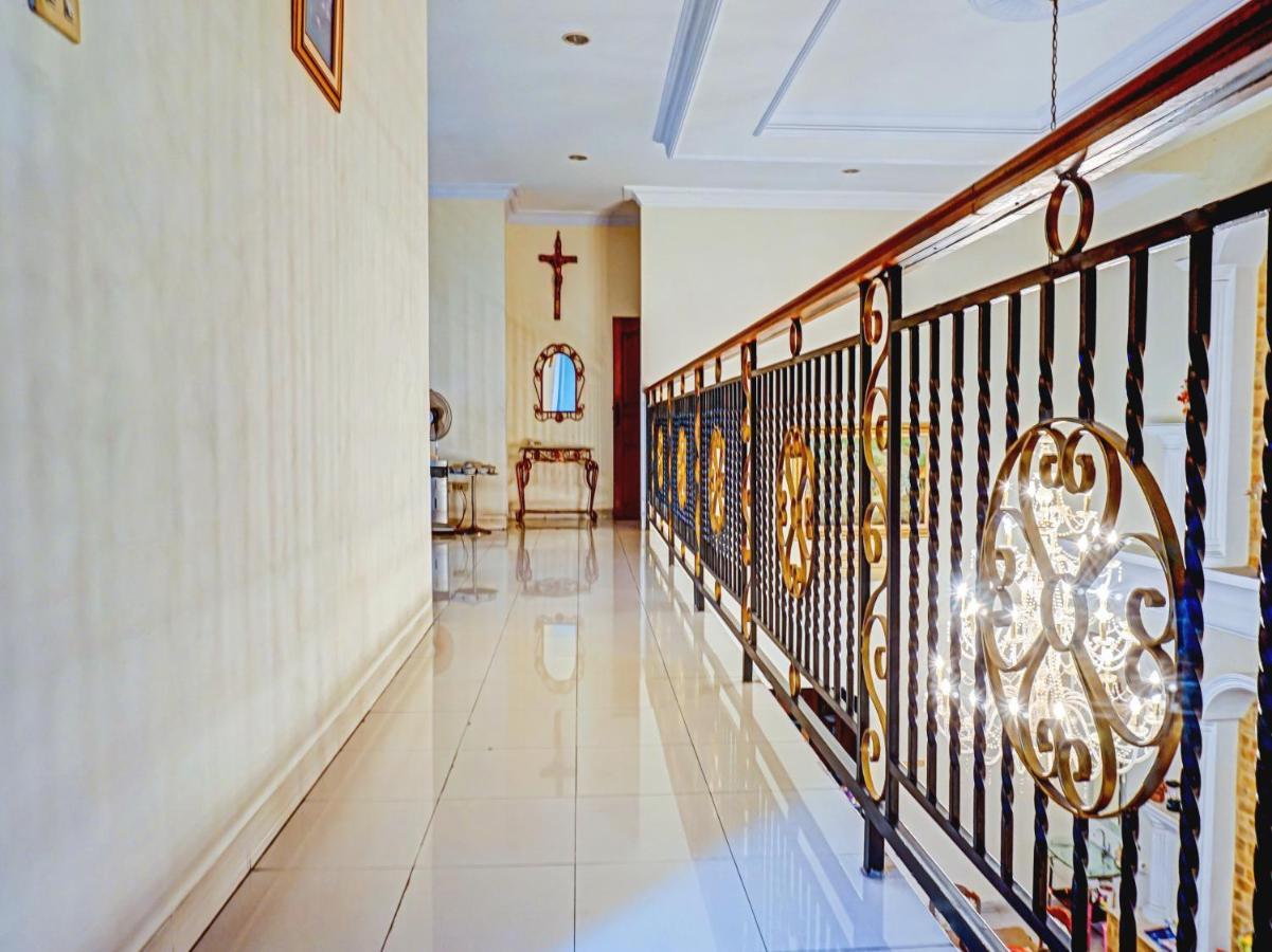 Spot On 90295 Simprug Residence Джакарта Экстерьер фото
